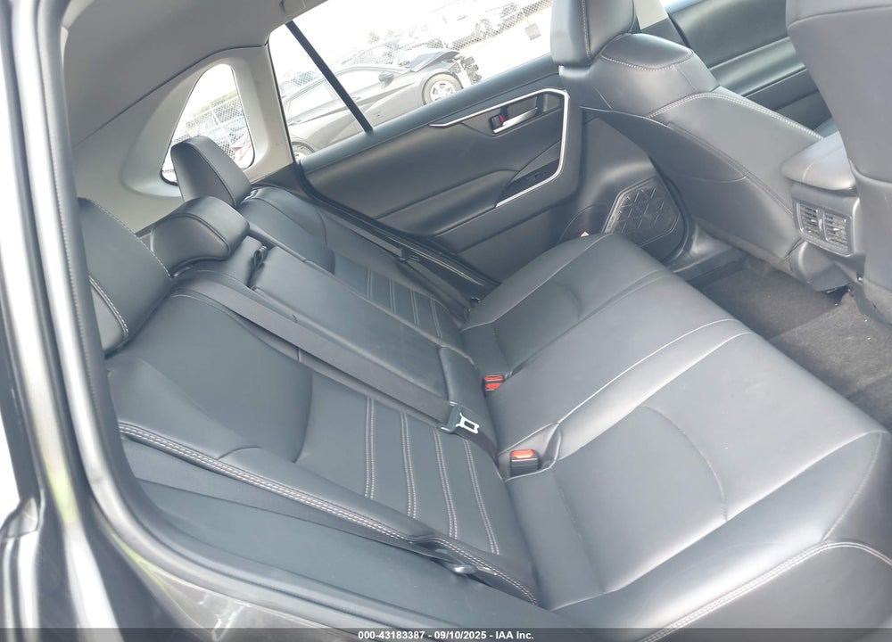 2024 TOYOTA RAV4 XLE PREMIUM VIN: 2T3A1RFV3RC462216