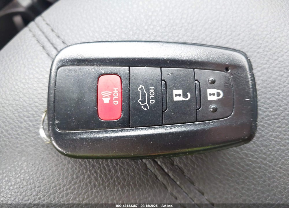 2024 TOYOTA RAV4 XLE PREMIUM VIN: 2T3A1RFV3RC462216