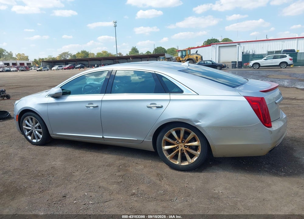 2013 CADILLAC XTS VIN: 2G61P5S39D9120043