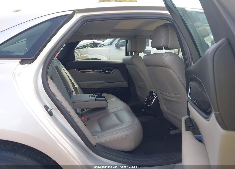 2013 CADILLAC XTS VIN: 2G61P5S39D9120043