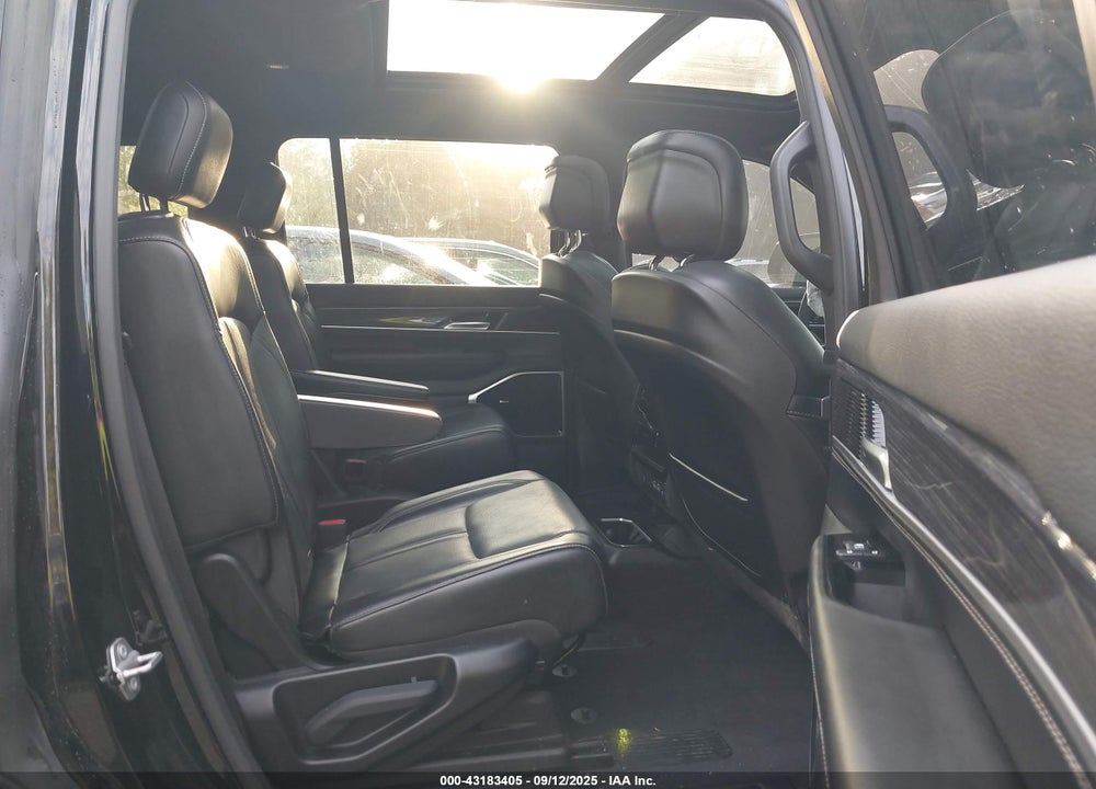 2022 JEEP WAGONEER SERIES III 4X4 VIN: 1C4SJVDT7NS104150