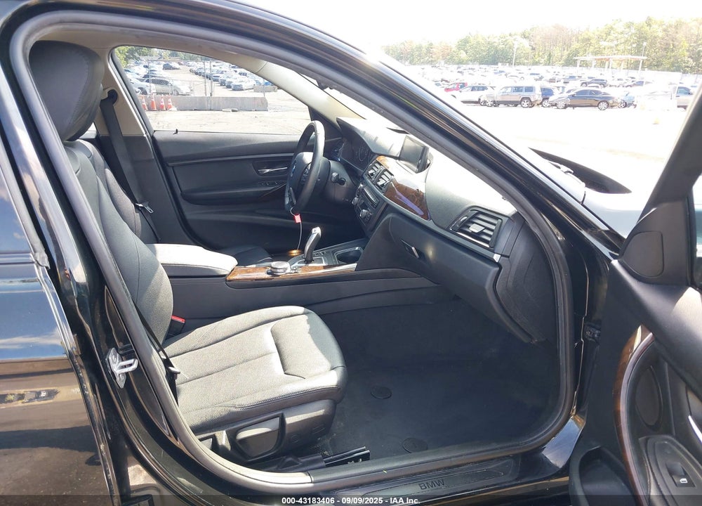 2015 BMW 320I XDRIVE VIN: WBA3C3G53FNT52585