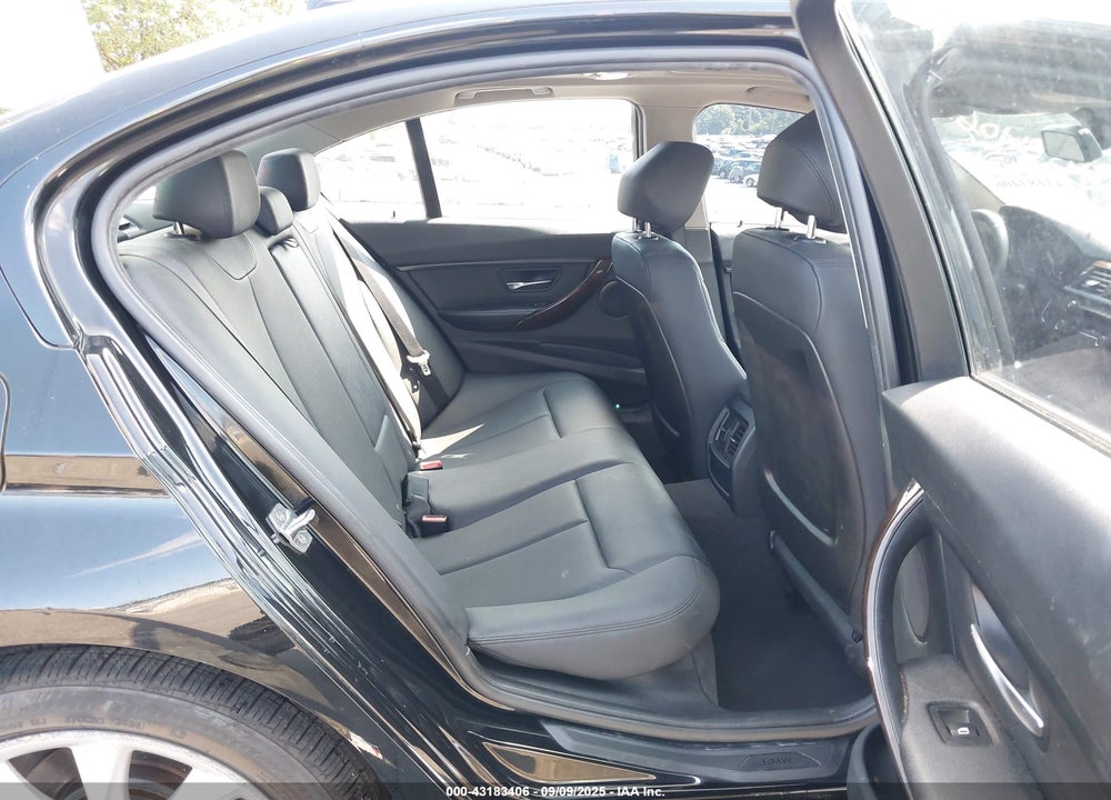 2015 BMW 320I XDRIVE VIN: WBA3C3G53FNT52585