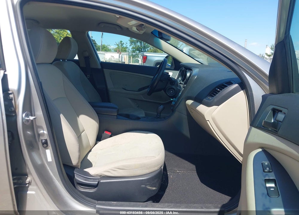 2013 KIA OPTIMA VIN: KNAGM4A77D5313154