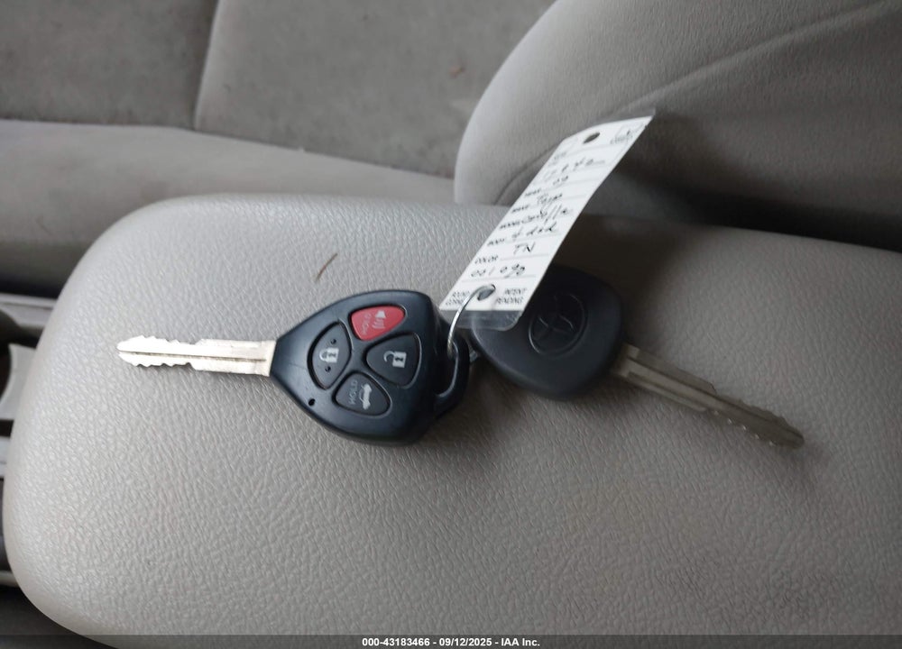 2009 TOYOTA COROLLA LE VIN: 1NXBU40E69Z001090