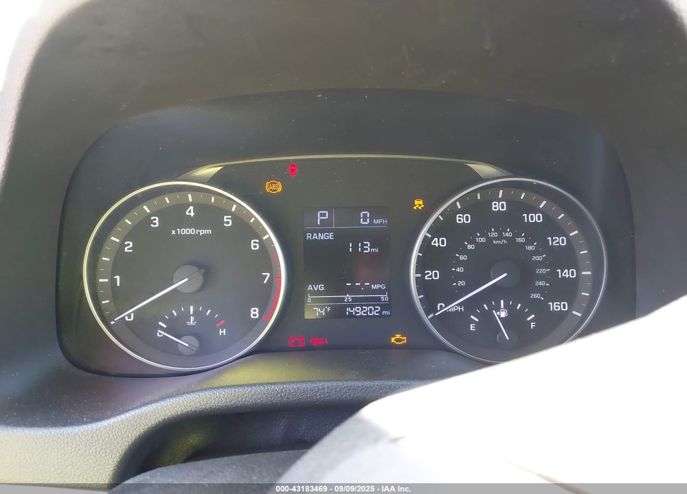 2017 HYUNDAI ELANTRA SE VIN: 5NPD74LFXHH121167