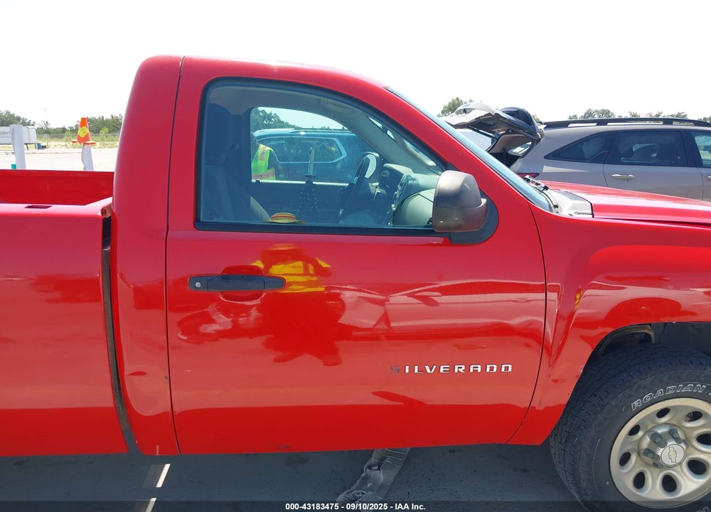 2011 CHEVROLET SILVERADO 1500 VIN: 1GCNCPEA0BZ188024