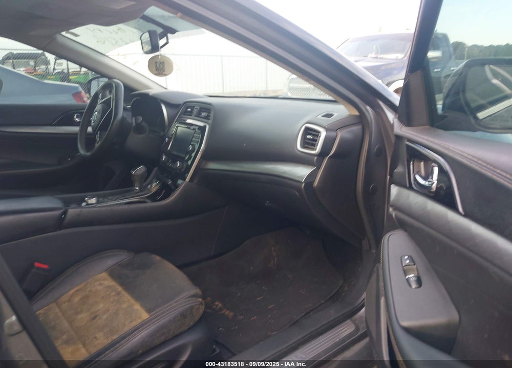 2017 NISSAN MAXIMA VIN: 1N4AA6AP1HC413416