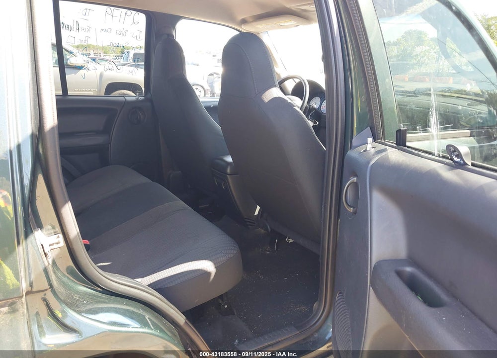 2003 JEEP LIBERTY SPORT VIN: 1J4GL48K83W512636