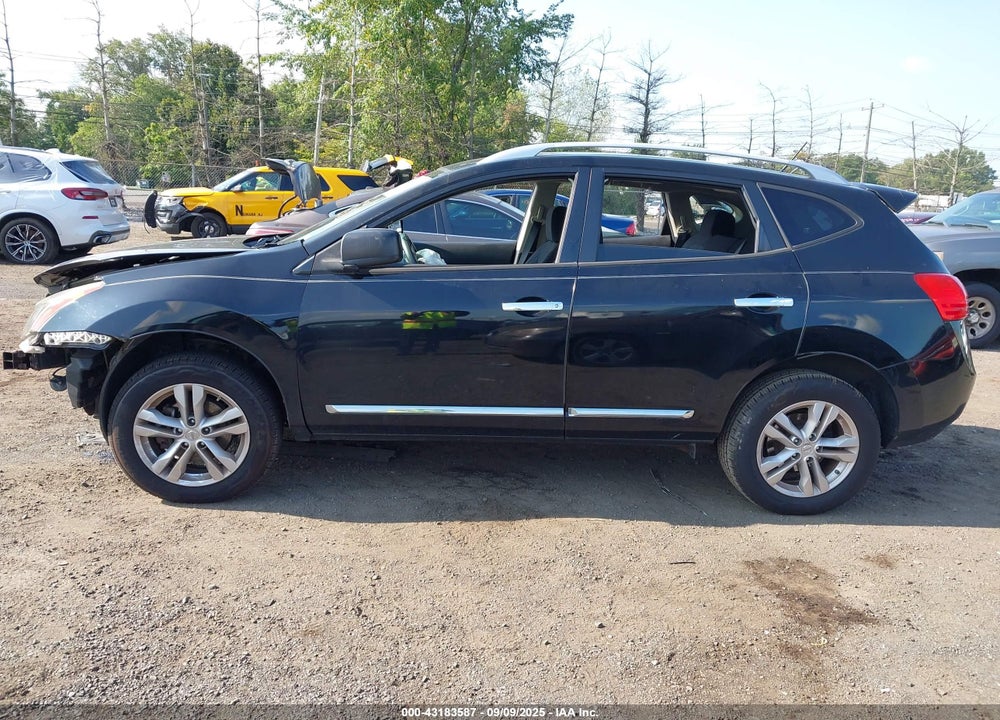 2015 NISSAN ROGUE VIN: JN8AS5MV0FW751501
