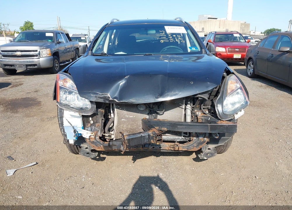 2015 NISSAN ROGUE VIN: JN8AS5MV0FW751501