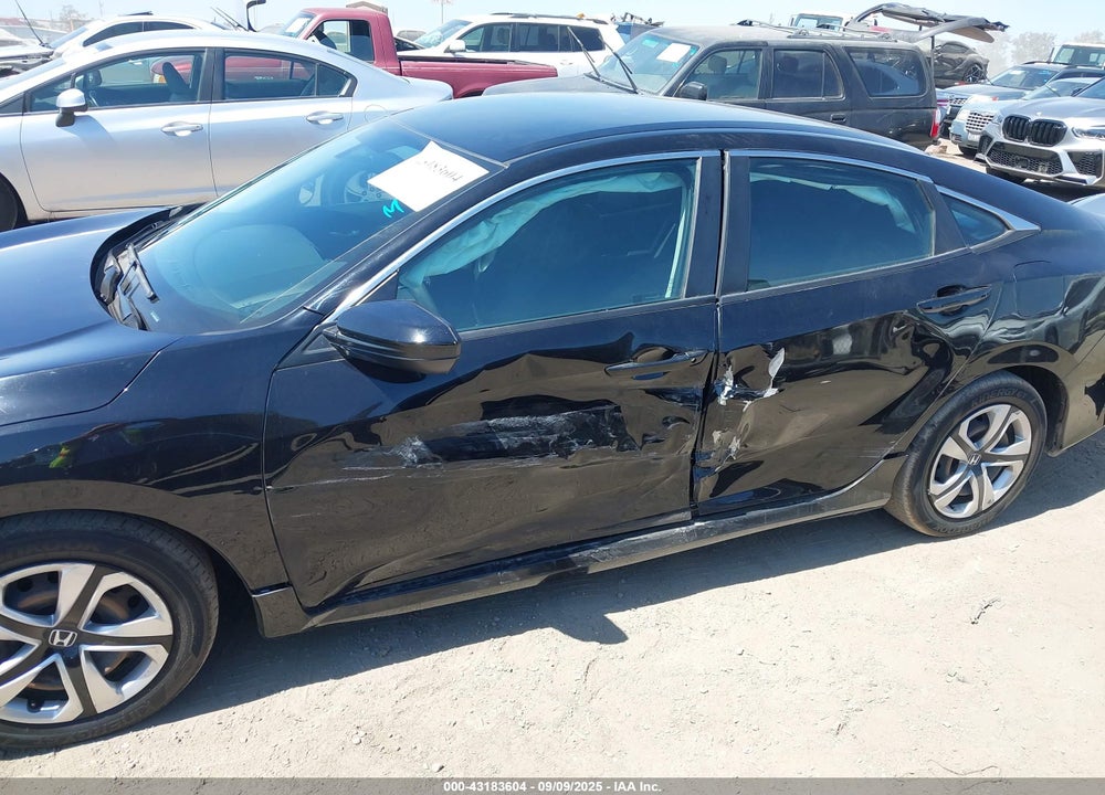 2018 HONDA CIVIC VIN: 2HGFC2F57JH538595