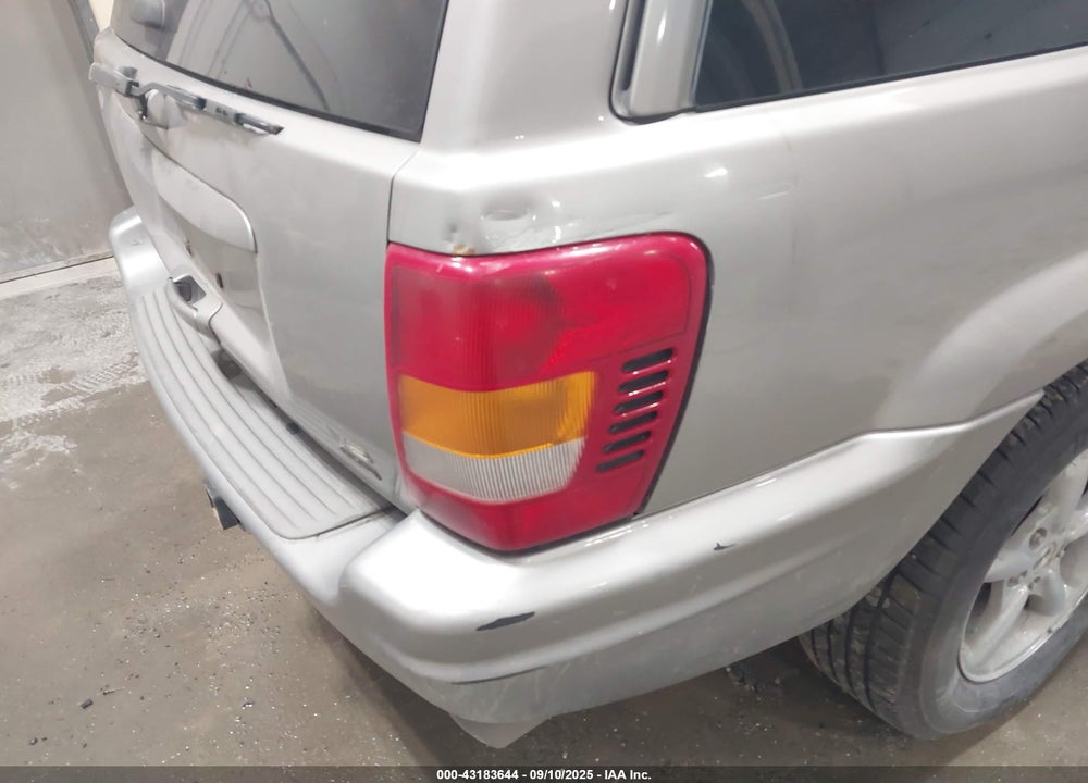 2002 JEEP GRAND CHEROKEE OVERLAND VIN: 1J8GW68J62C107903