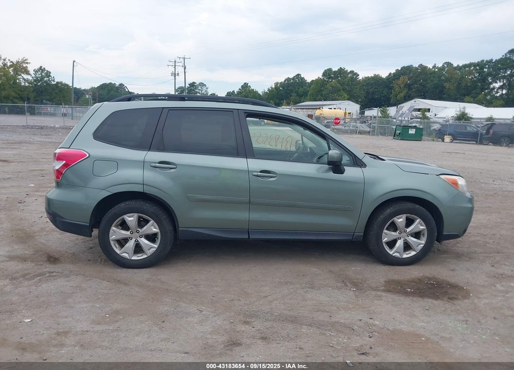 2015 SUBARU FORESTER VIN: JF2SJADC9FH401560