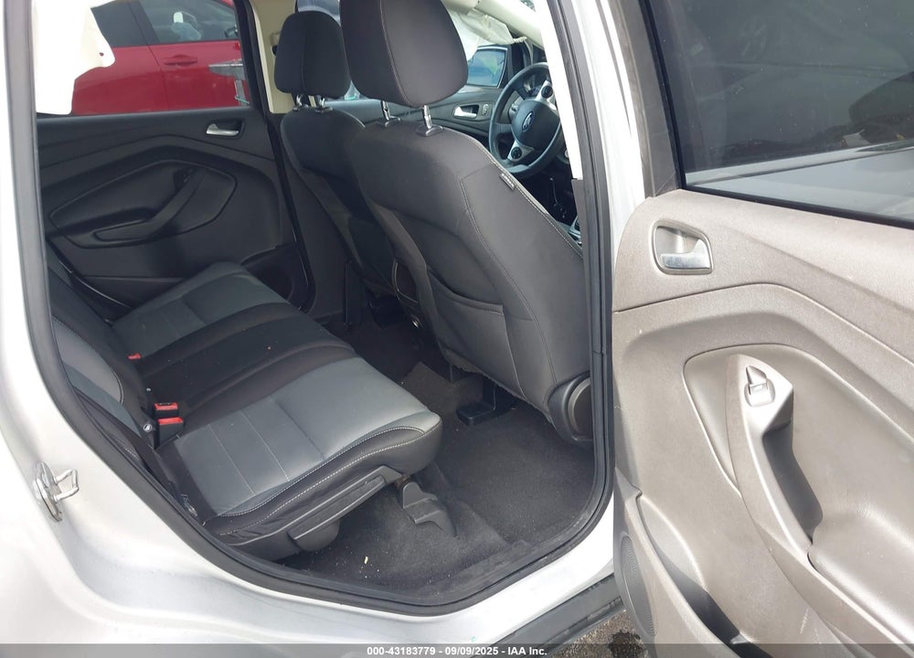 2015 FORD ESCAPE SE VIN: 1FMCU0G77FUB36482