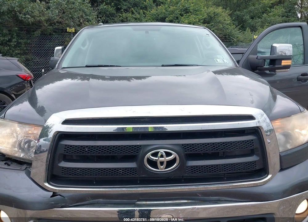 2012 TOYOTA TUNDRA GRADE 5.7L V8 VIN: 5TFUY5F18CX227844