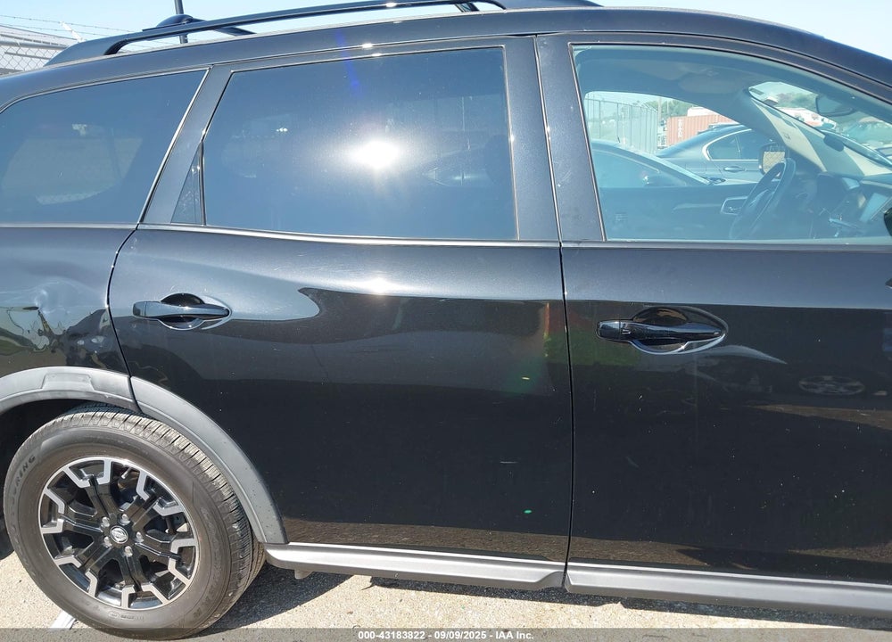 2019 NISSAN PATHFINDER SL VIN: 5N1DR2MM5KC653808