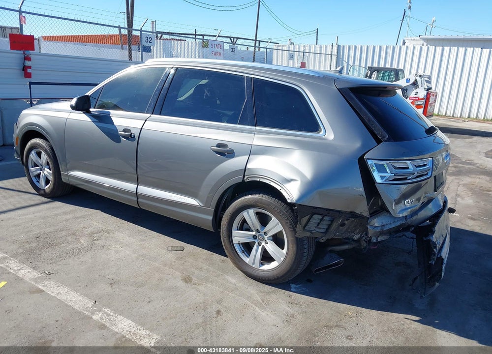 2017 AUDI Q7 VIN: WA1LHAF7XHD046093