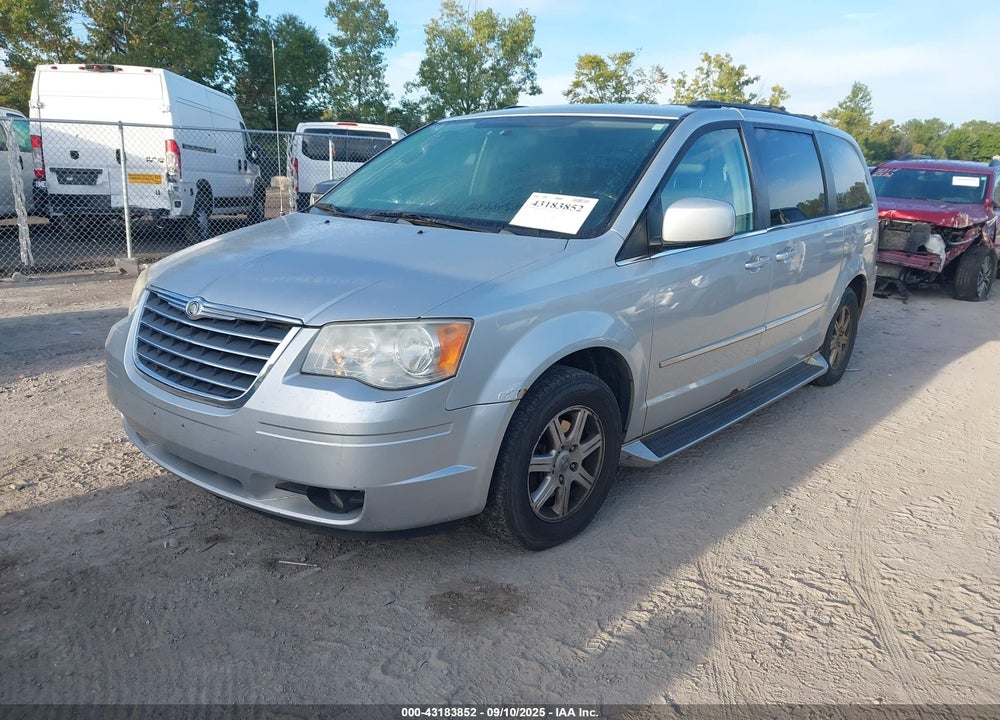 2010 CHRYSLER TOWN & COUNTRY VIN: 2A4RR8D15AR405688