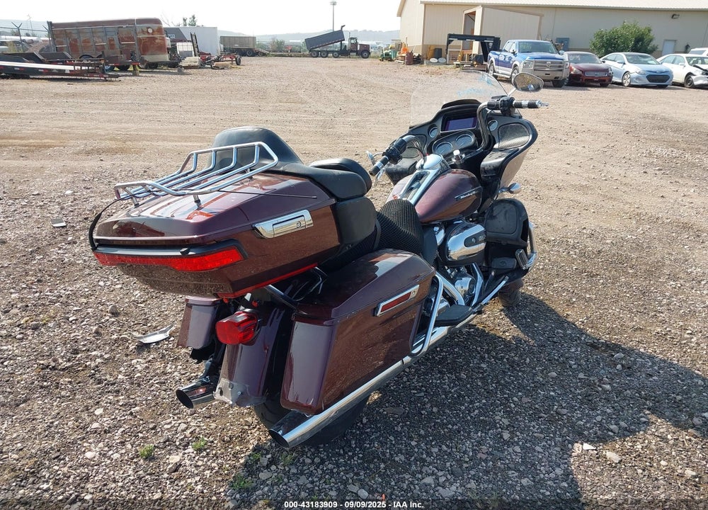 2019 HARLEY-DAVIDSON FLTRU VIN: 1HD1KGF15KB682421