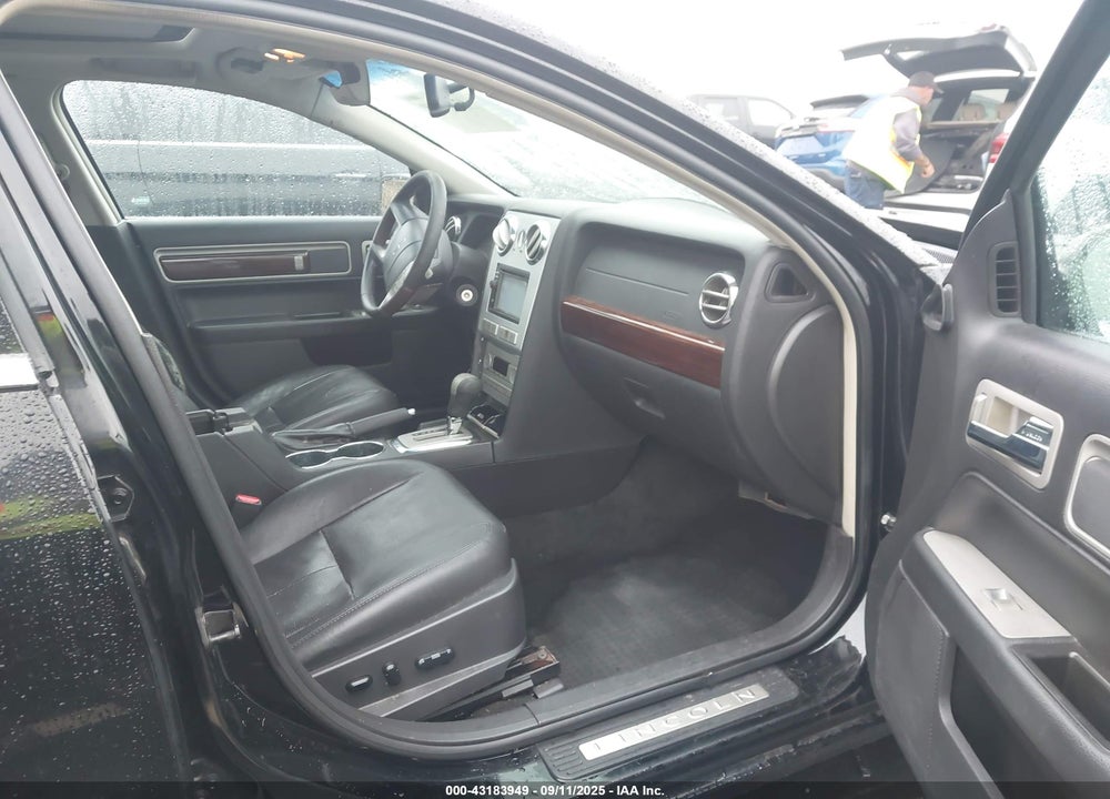 2008 LINCOLN MKZ VIN: 3LNHM26T48R625402