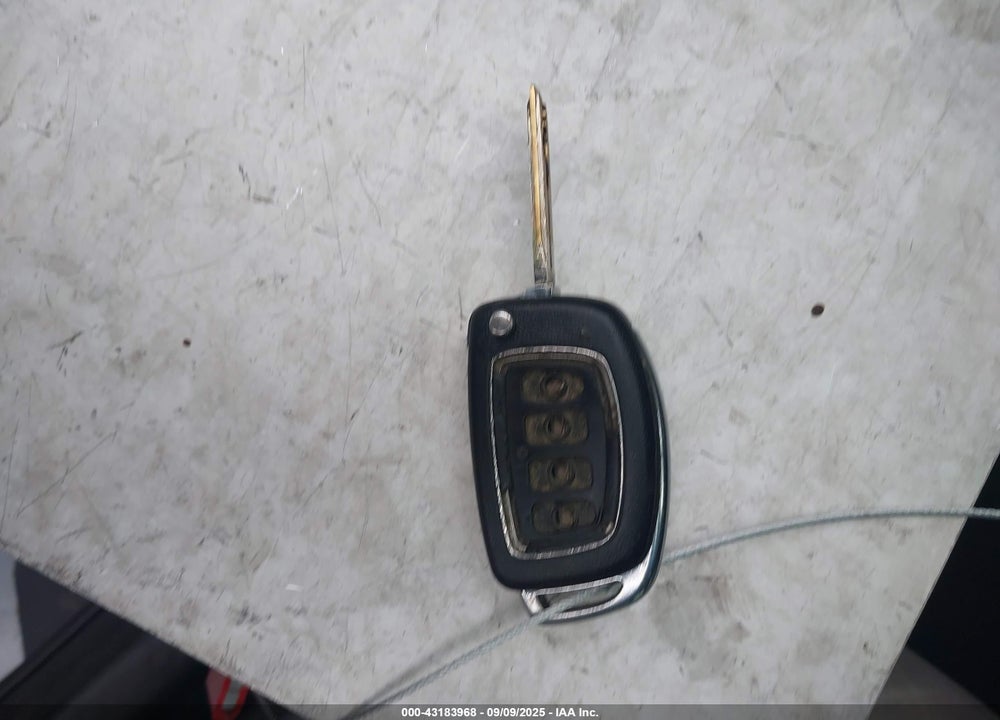 2015 HYUNDAI SONATA VIN: 5NPE24AF4FH219369