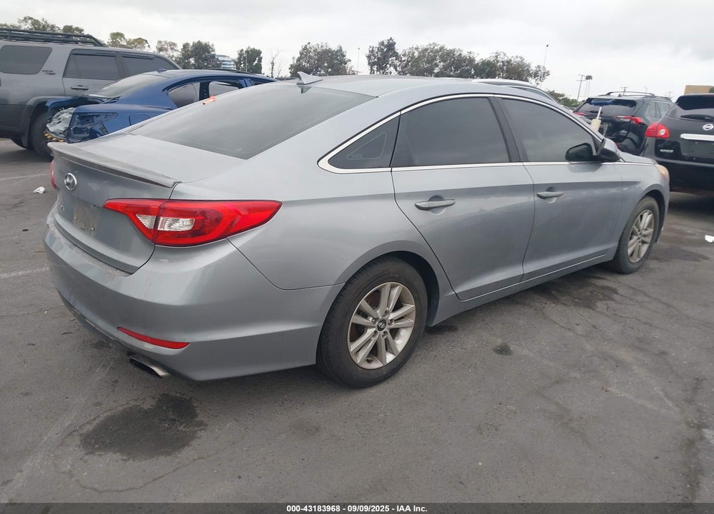 2015 HYUNDAI SONATA VIN: 5NPE24AF4FH219369