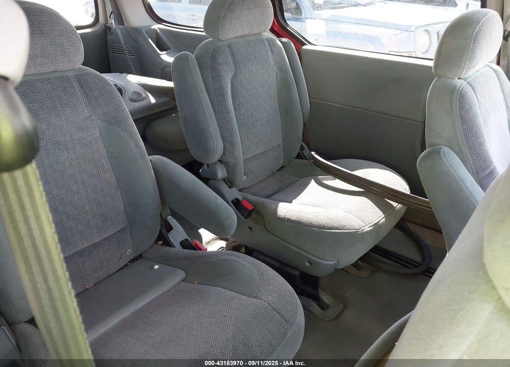 2001 NISSAN QUEST SE VIN: 4N2ZN16T21D829000