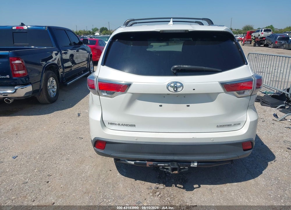 2015 TOYOTA HIGHLANDER VIN: 5TDDKRFH2FS212224
