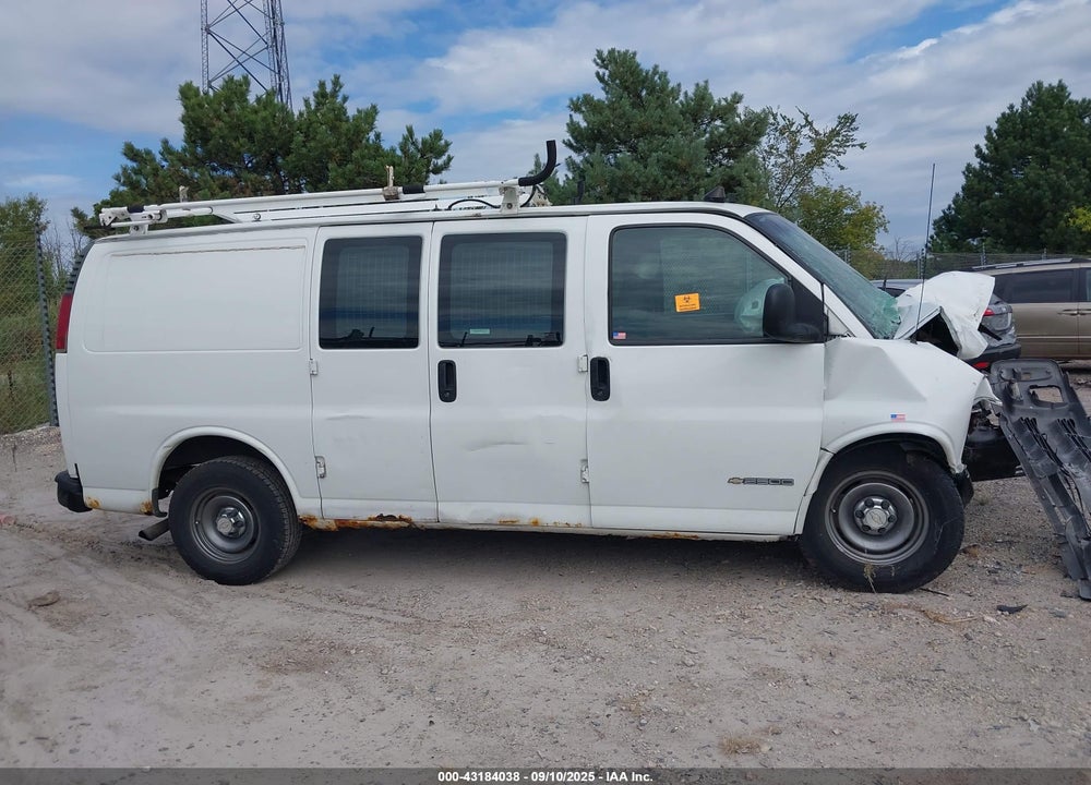 2001 CHEVROLET EXPRESS VIN: 1GCFG25W311168306