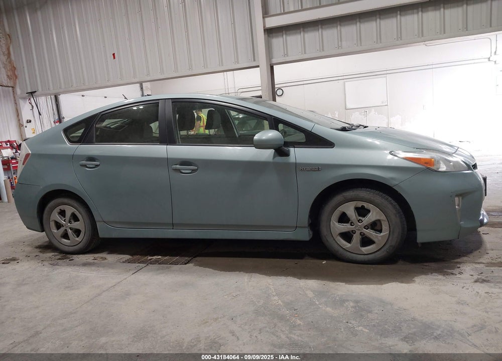 2012 TOYOTA PRIUS VIN: JTDKN3DU7C5525427