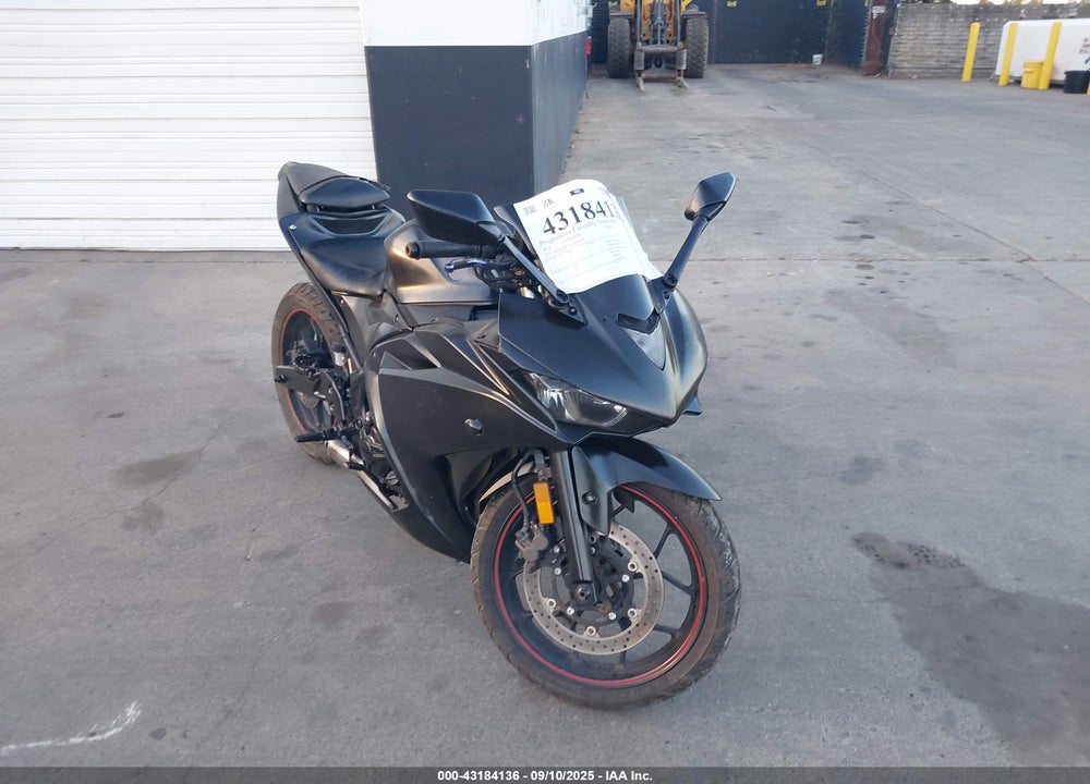 2016 YAMAHA YZFR3 VIN: MH3RH06Y5GK011959