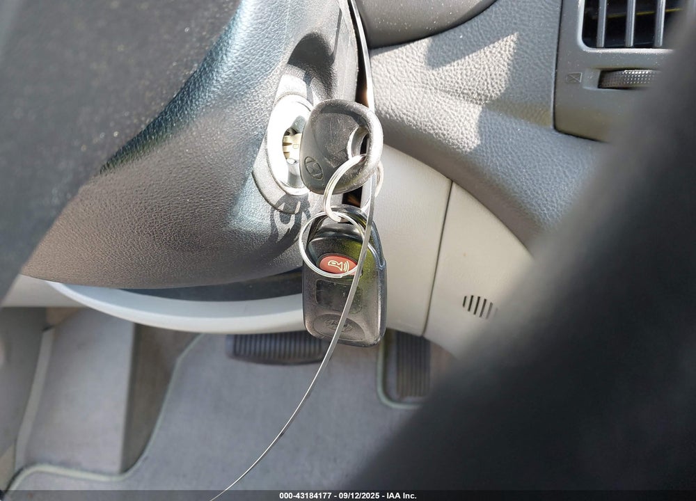 2008 HYUNDAI ELANTRA GLS/SE VIN: KMHDU46D08U293762