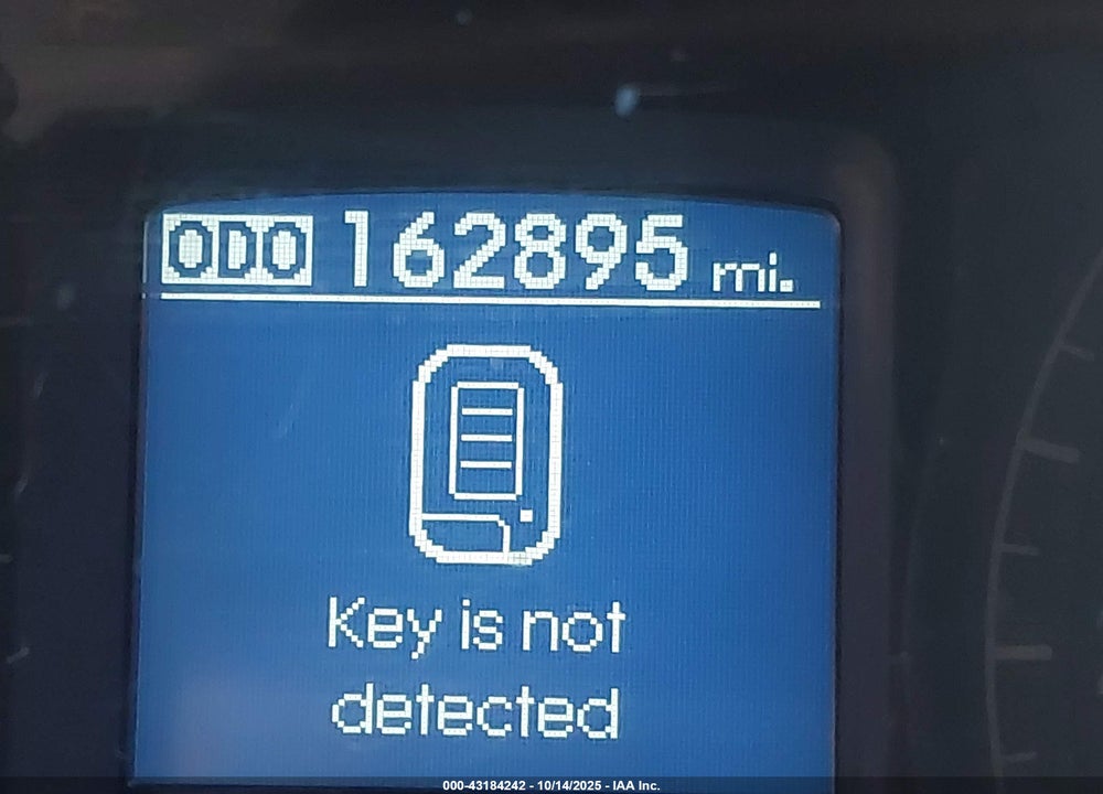 2009 HYUNDAI GENESIS VIN: KMHGC46E19U022056