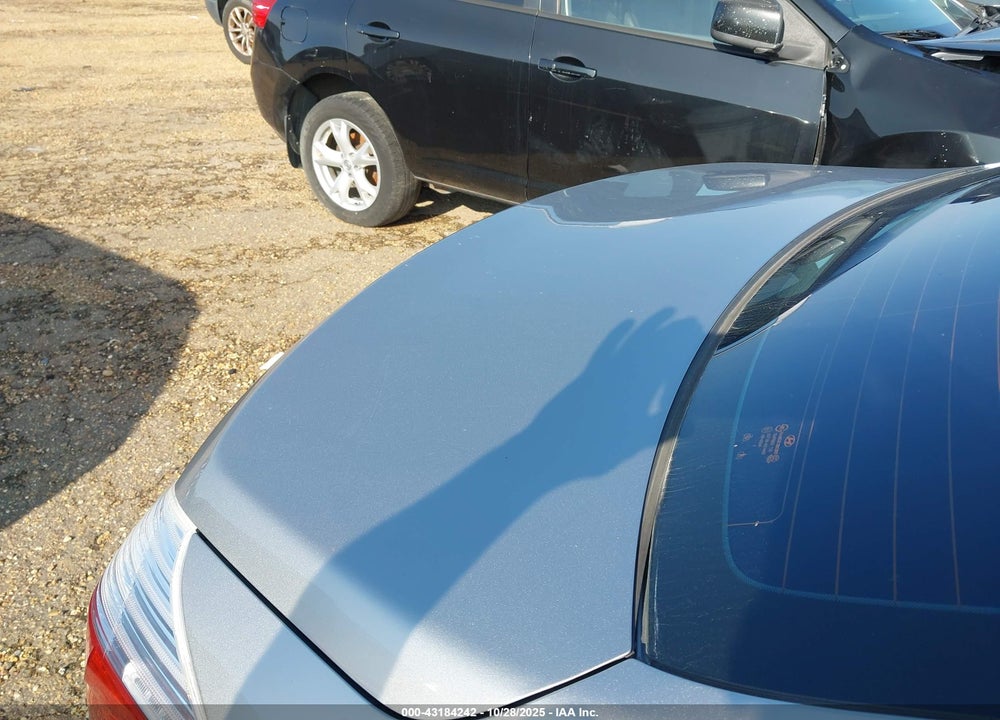 2009 HYUNDAI GENESIS VIN: KMHGC46E19U022056