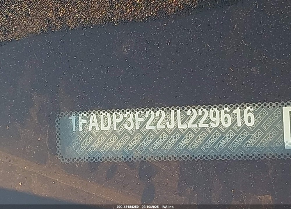 2018 FORD FOCUS SE VIN: 1FADP3F22JL229616