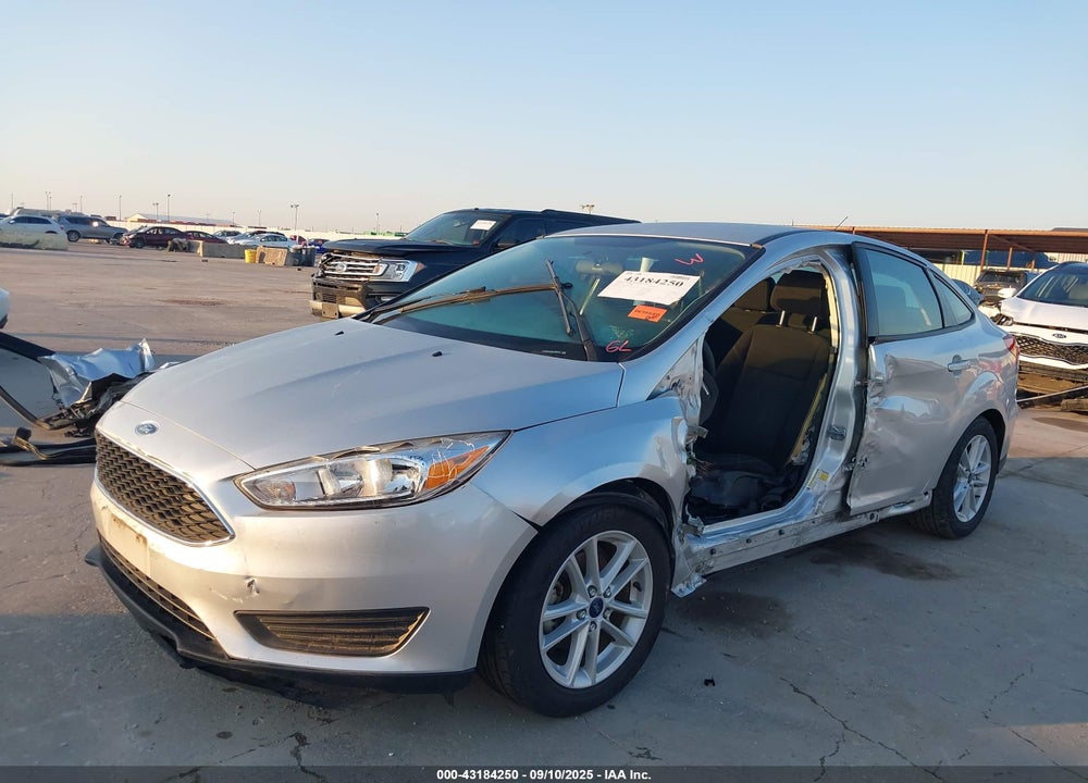 2018 FORD FOCUS SE VIN: 1FADP3F22JL229616