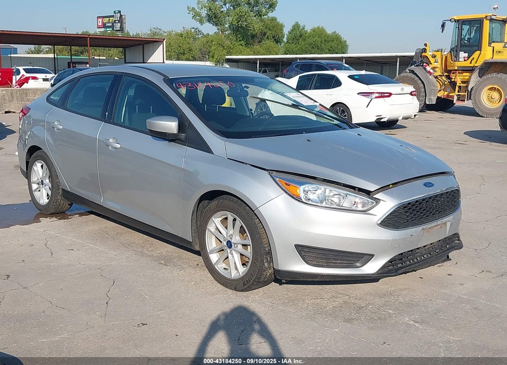 2018 FORD FOCUS SE VIN: 1FADP3F22JL229616