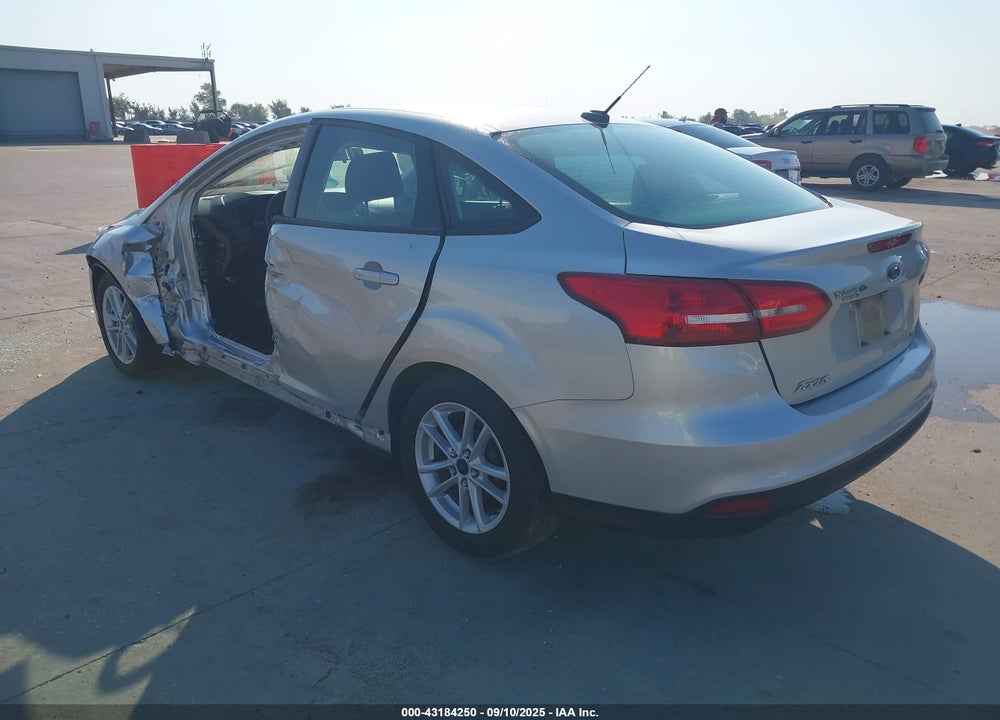2018 FORD FOCUS SE VIN: 1FADP3F22JL229616