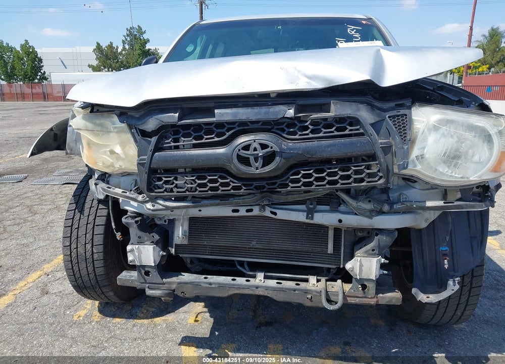 2011 TOYOTA TACOMA PRERUNNER V6 VIN: 3TMJU4GN9BM120011