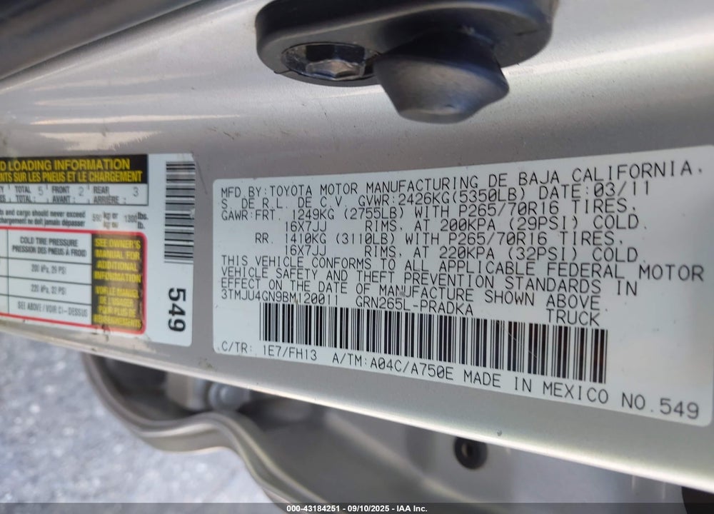 2011 TOYOTA TACOMA PRERUNNER V6 VIN: 3TMJU4GN9BM120011