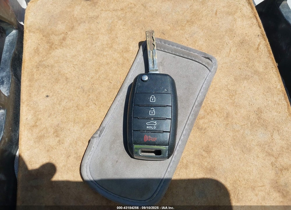 2016 KIA RIO VIN: KNADM4A39G6611980