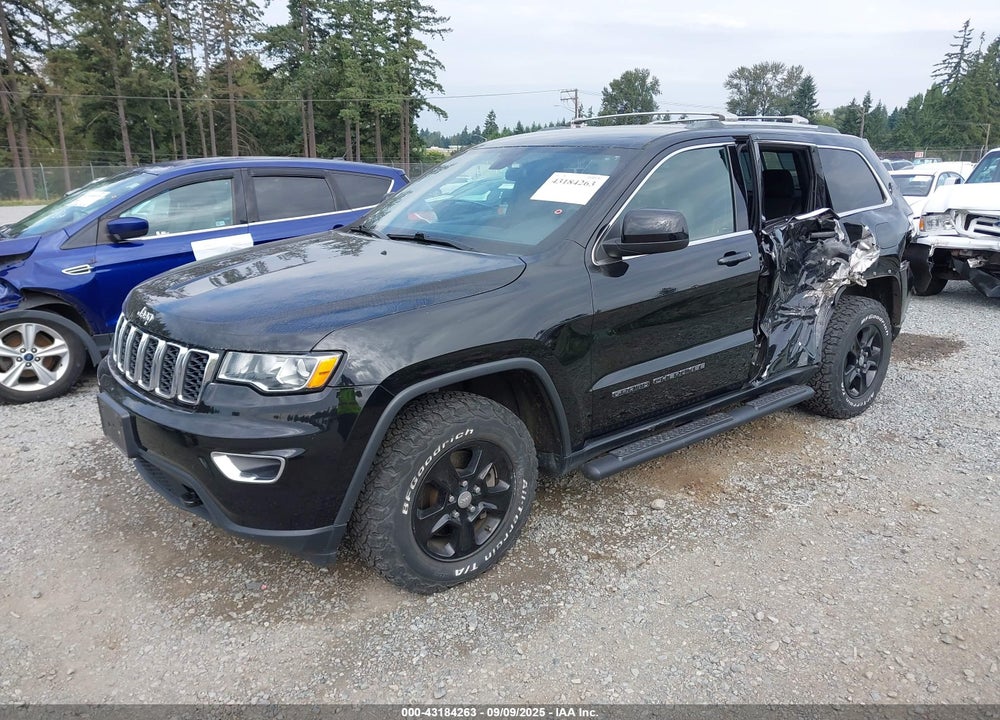 2018 JEEP GRAND CHEROKEE VIN: 1C4RJFAG7JC157043