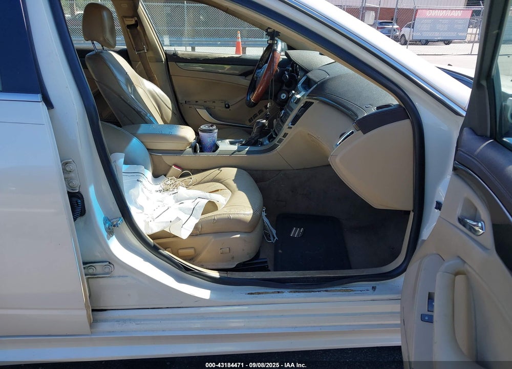 2013 CADILLAC CTS LUXURY VIN: 1G6DE5E51D0140555