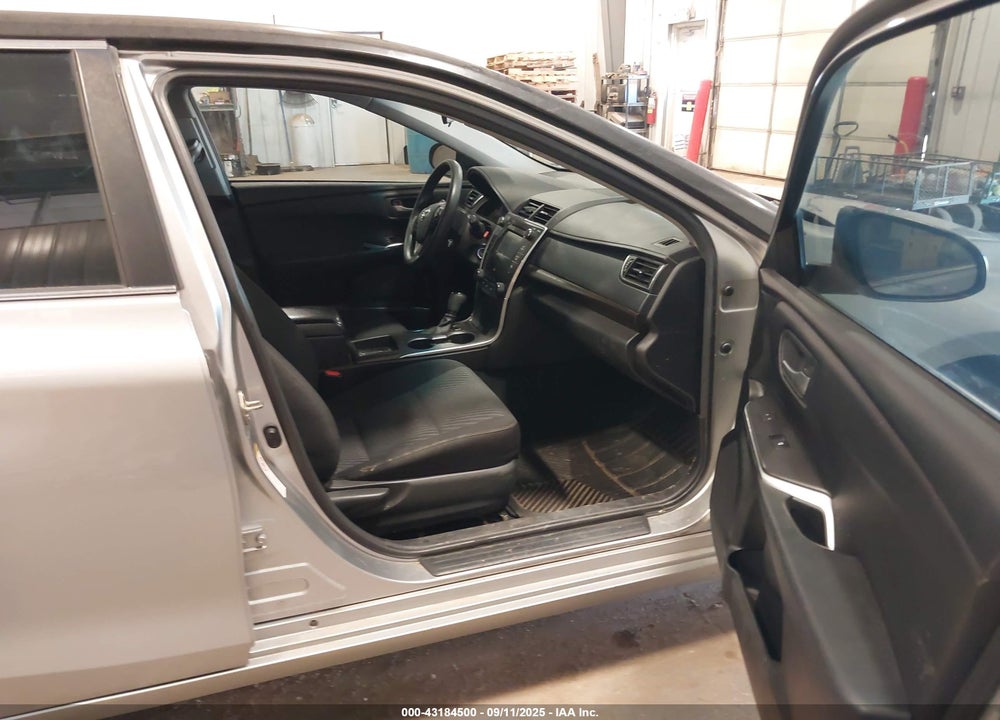 2017 TOYOTA CAMRY LE VIN: 4T1BF1FK5HU279824