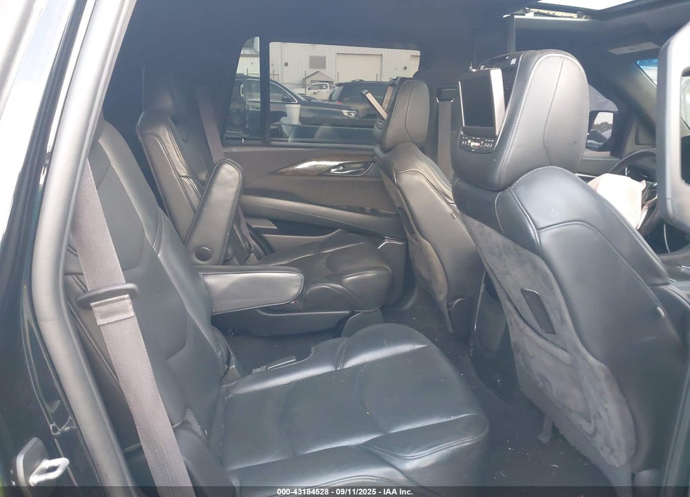2016 CADILLAC ESCALADE PLATINUM VIN: 1GYS4DKJ7GR173878