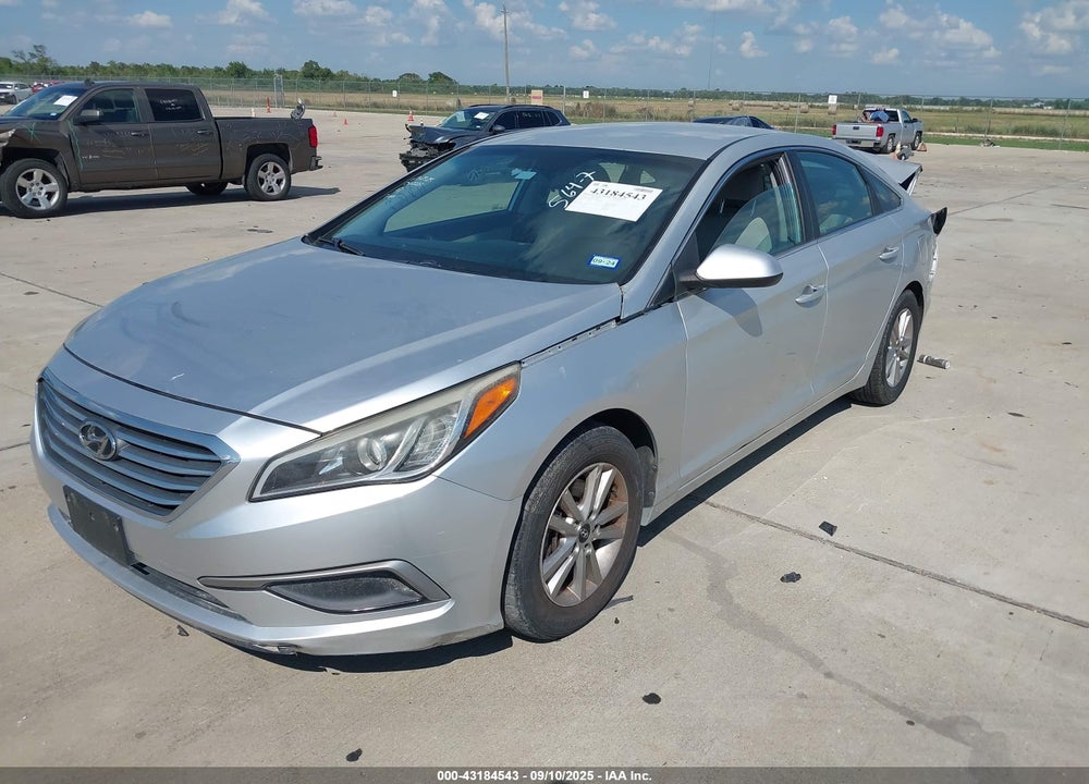 2016 HYUNDAI SONATA VIN: 5NPE24AF2GH324834
