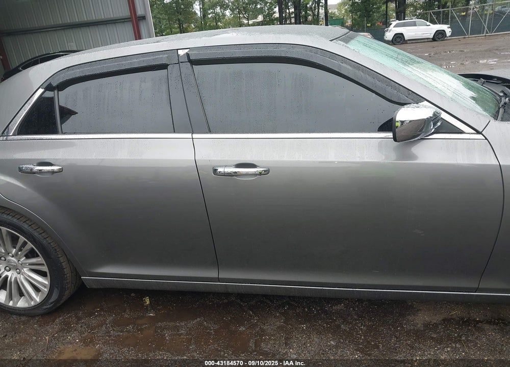2012 CHRYSLER 300 VIN: 2C3CCACG2CH138565