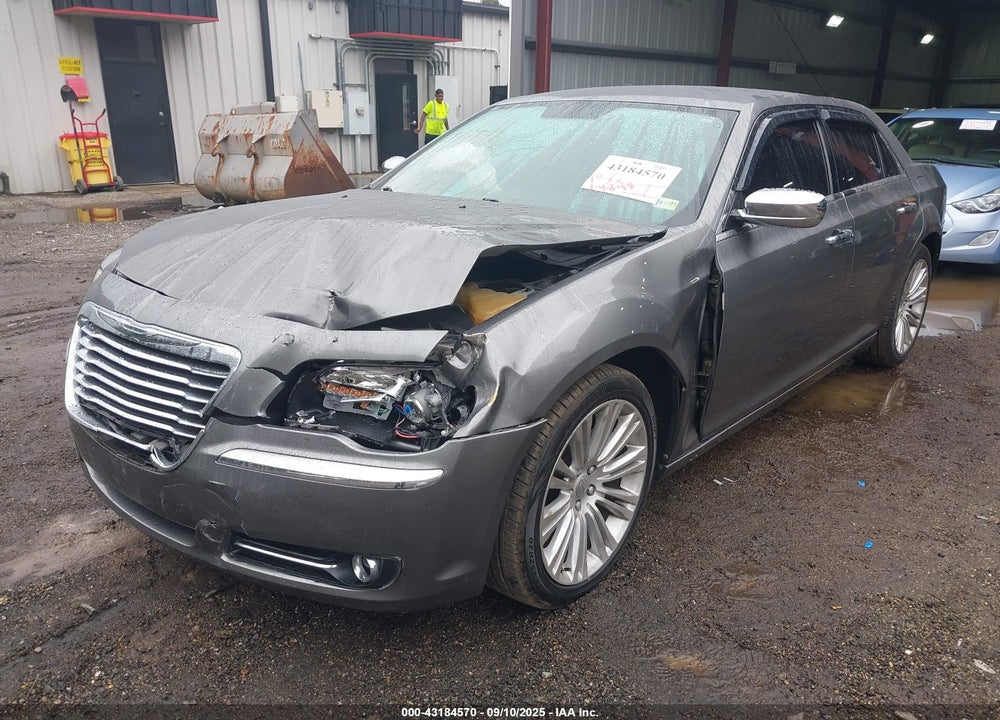 2012 CHRYSLER 300 VIN: 2C3CCACG2CH138565