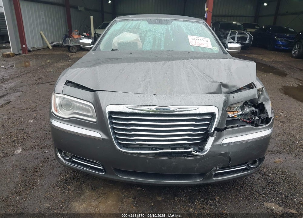2012 CHRYSLER 300 VIN: 2C3CCACG2CH138565
